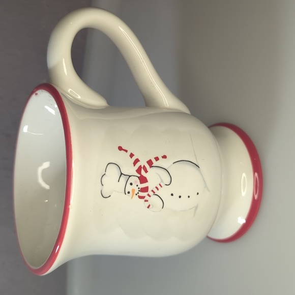 Williams Sonoma Snowman Chef Mugs, Set of 4 , Red and White Christmas - Picture 3 of 8